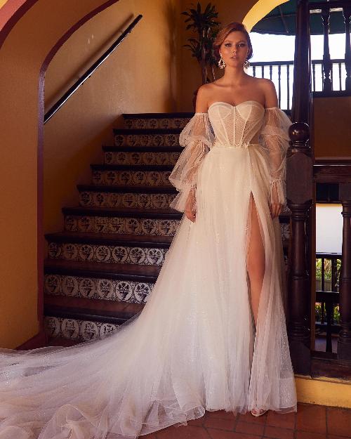 La23104 a line tulle wedding dress with detachable sleeves and sweetheart neckline1